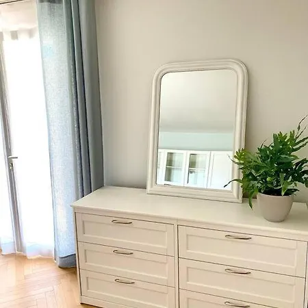 Feriehus Rez De Jardin Dans Une Pinede Le Cannet